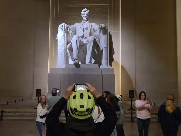 washington-dc-monuments-by-night-bike-tour