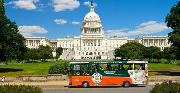washington-dc-old-town-hop-on-hop-off-trolley-city-tour