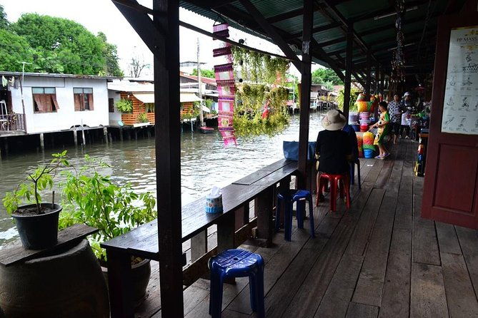 Wat Paknam Walking Tour - FAQ