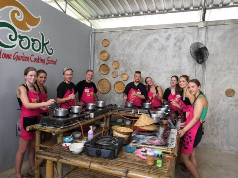 we-cook-thai-home-garden-cooking-school