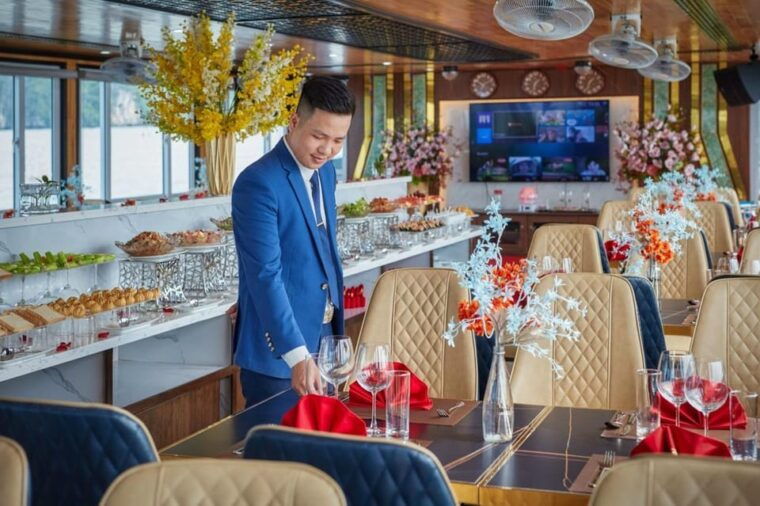 wonderful-ha-long-bay-on-the-5-stars-cruise-1-day