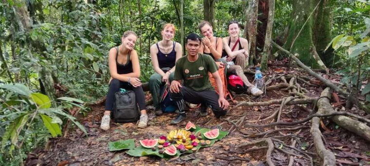 wonderfull-orangutan-sumatera-jungle-trekking-and-tour