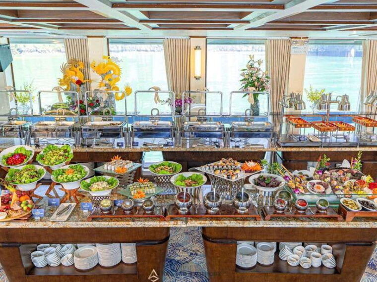 world-class-dining-relaxation-celebrations-in-ha-long-bay