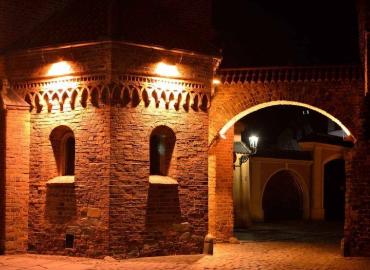 wroclaw-2-hour-mysterious-walking-night-tour
