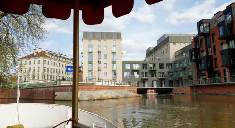 wroclaw-gondola-cruise-with-a-guide-1-hour