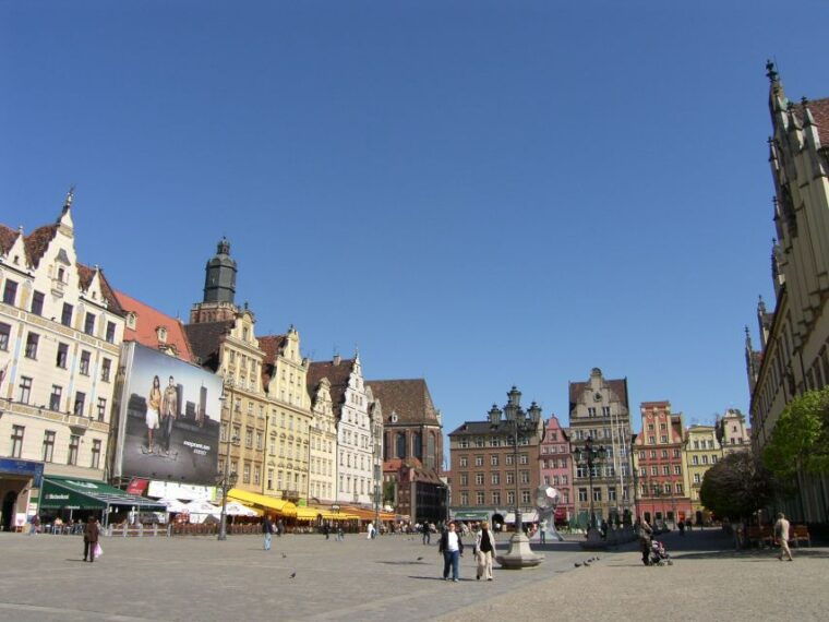 wroclaw-long-city-walk-and-luxury-ship-cruise-for-groups