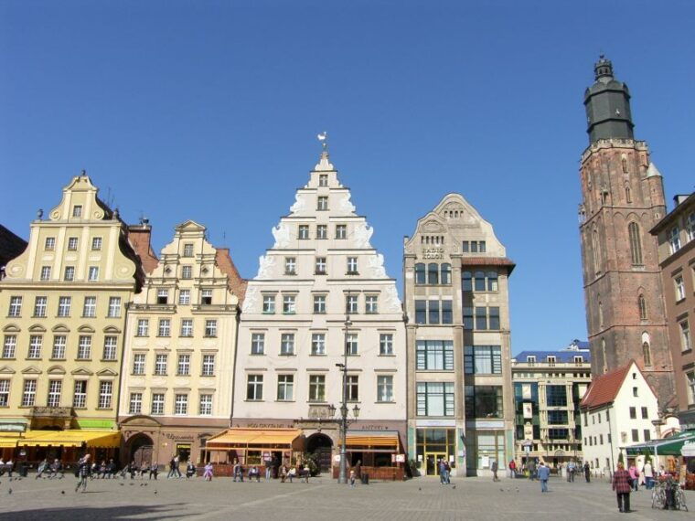 wroclaw-old-city-walk-and-cruise-with-small-gondola