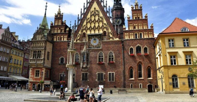 wroclaw-ostrow-tumski-and-old-town-highlights-private-tour