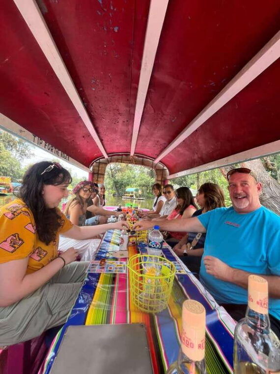 xochimilco-traditional-boat-tour-culture-and-fun