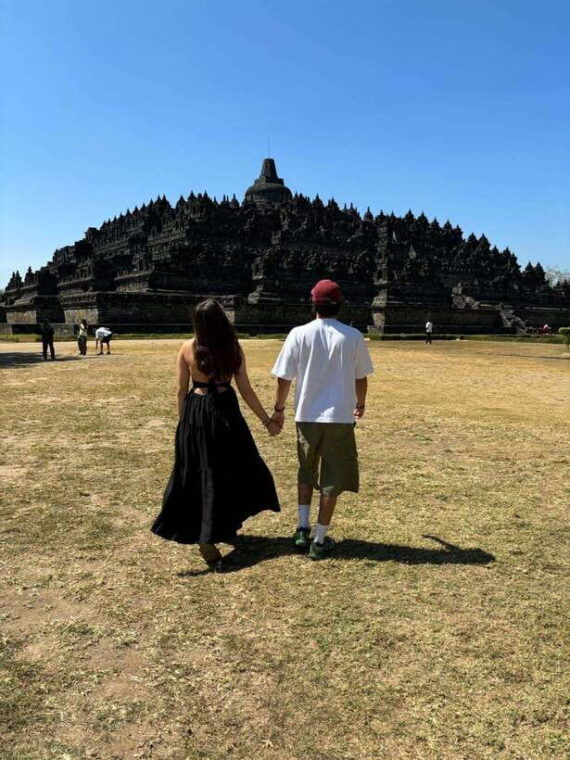 yogyakarta-borobudur-sunrise-from-setumbu-hill-and-climb-up