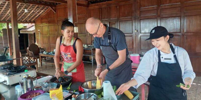 yogyakarta-javanese-cooking-class-market-tour