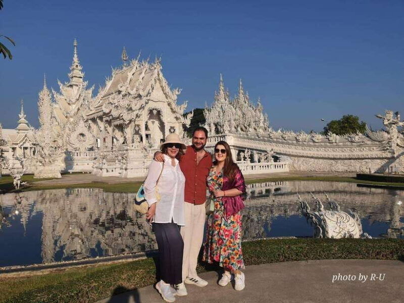 7-wonders-of-chiang-rai-temples-tea-and-golden-triangle
