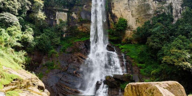 2-day-tour-from-kandy-sigiriya-nuwara-eliya