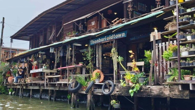 2-hours-private-bangkok-canal-boat-tour-by-long-tail-boat