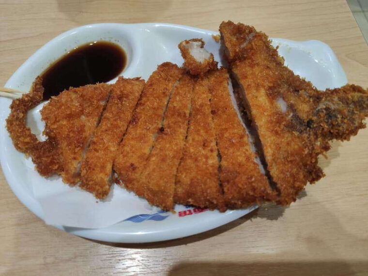 a-delicious-food-tour-through-the-heart-of-the-city