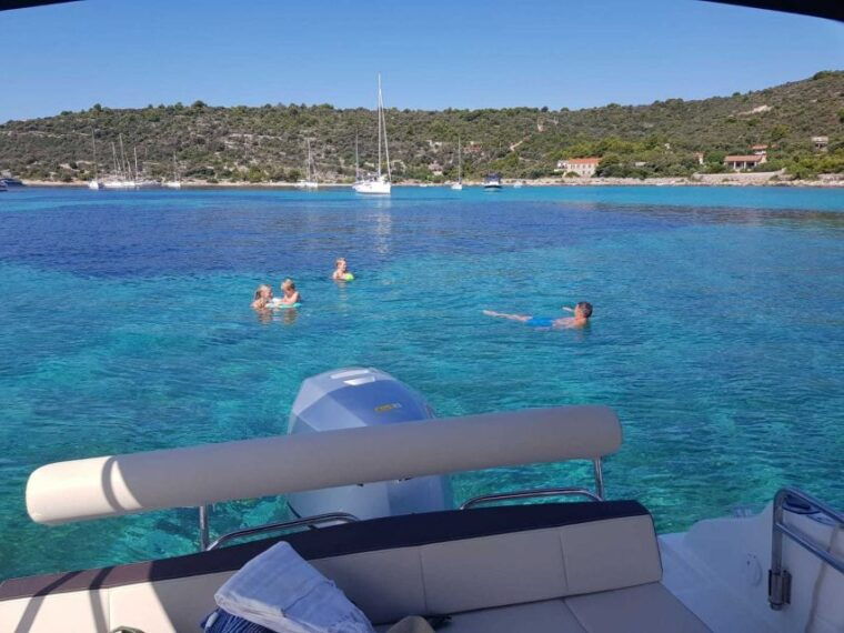 adriatica-tour-blue-lagoon-and-solta-from-trogir-or-split-3