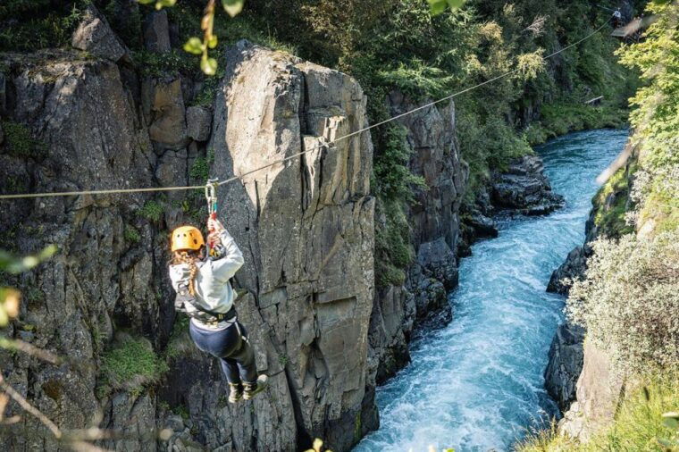 akureyri-zipline-tour