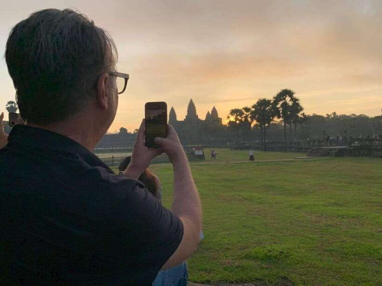 angkor-wat-guided-joint-in-tour