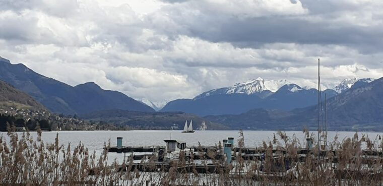annecy-private-guided-tour-with-a-native-resident