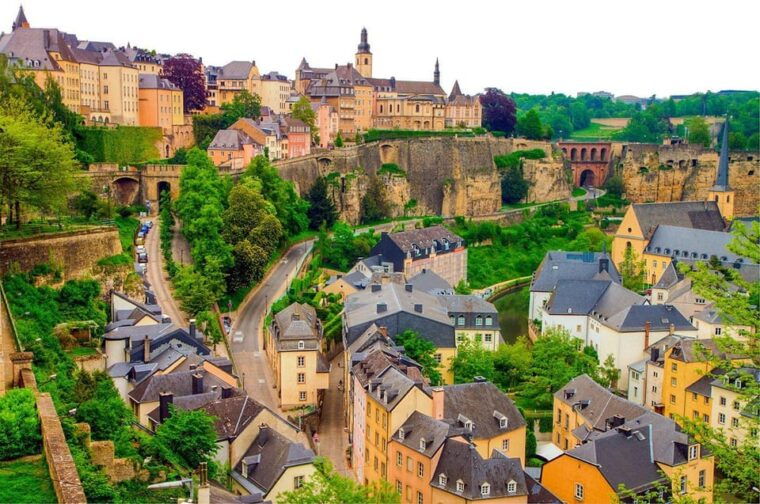 authentic-private-walking-tour-of-luxembourg