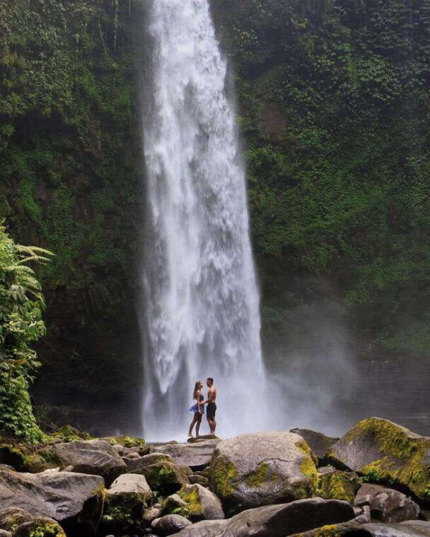 bali-discover-jungle-waterfalls-and-rice-terraces