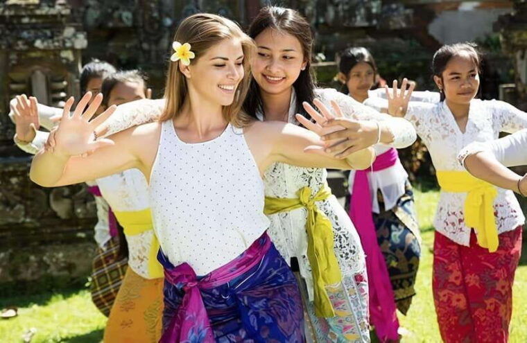 bali-experience-dance-purification-culinary-journey
