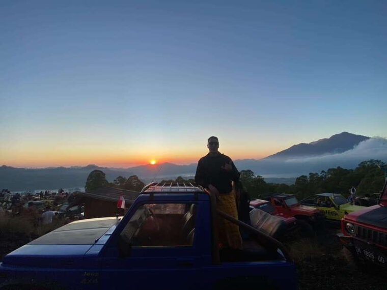 bali-jeep-sunrise-lover-experience-with-breakfast