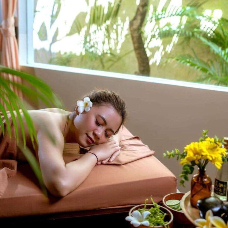 bali-luxury-spa-balinese-massage-scrub-flower-bath-2-hour