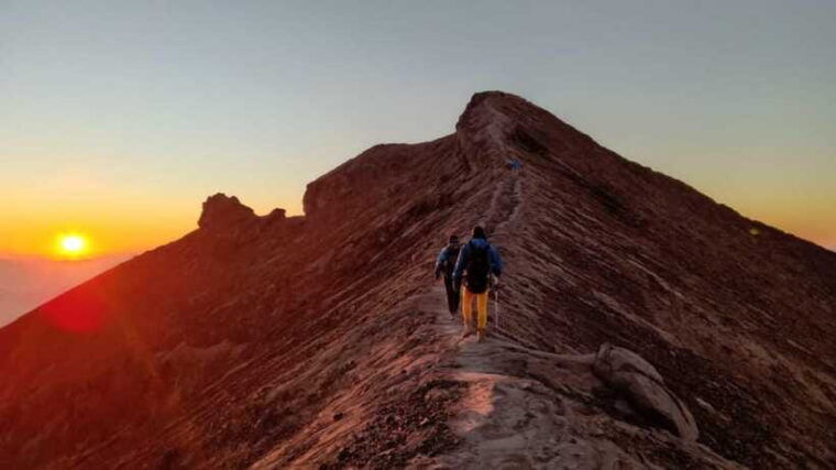bali-mount-agung-sunrise-trekking-tour-with-hotel-pickup