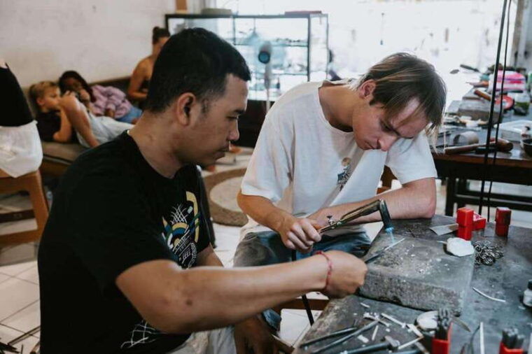 bali-silver-jewelry-making-class-in-sidemen