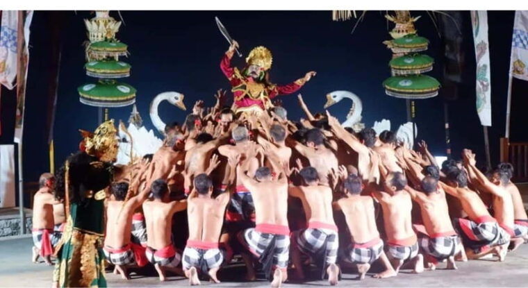 bali-turtle-island-melasti-beach-cultural-park-kecak