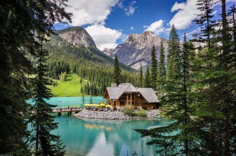 banff-lake-louise-moraine-emerald-lake-johnston-canyon-2