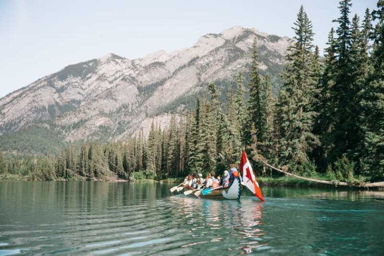banff-national-park-big-canoe-river-explorer-tour