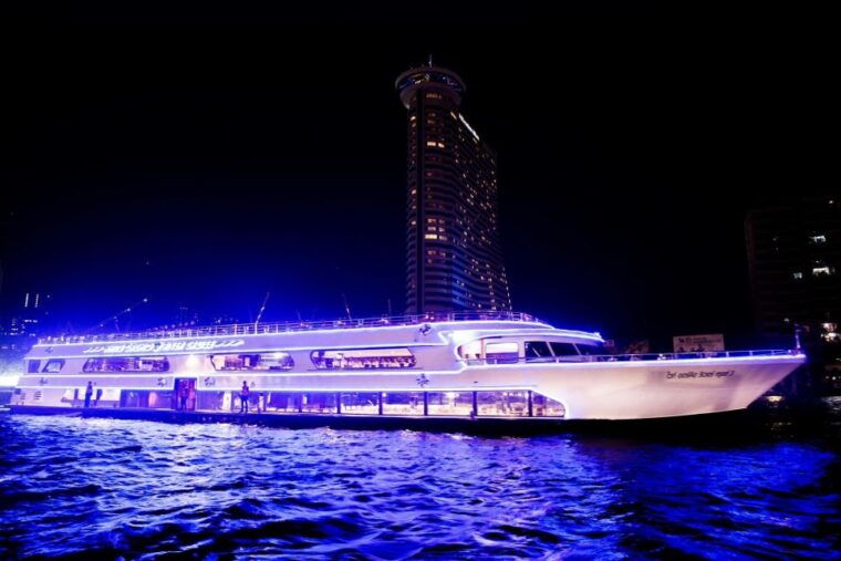 bangkok-2-hour-dinner-shows-on-white-orchid-river-cruise