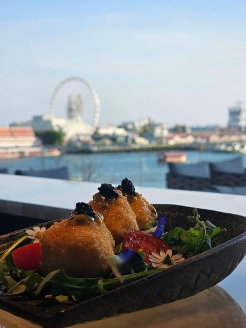 bangkok-dark-waters-rooftop-bar-at-ten-six-hundred
