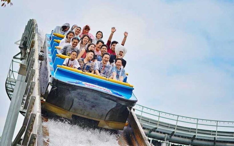 bangkok-dream-world-unlimited-ride-ticket-with-lunch