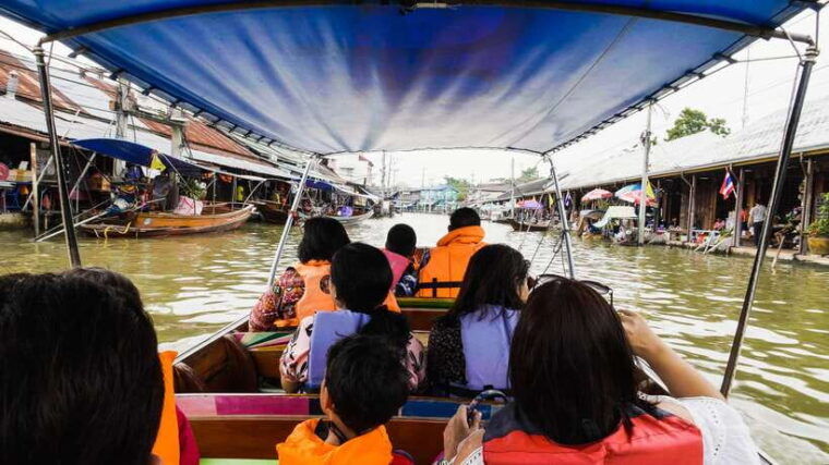 bangkok-maeklong-railway-amphawa-floating-market-day-trip