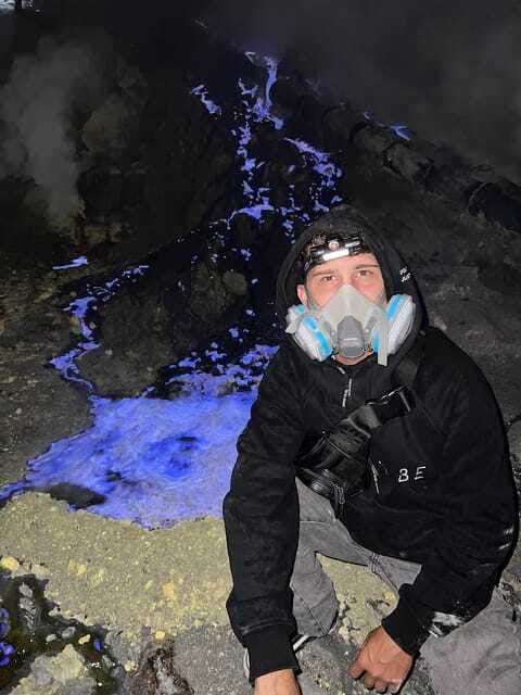 banyuwangi-mt-ijen-with-local-guide-and-transfer-service