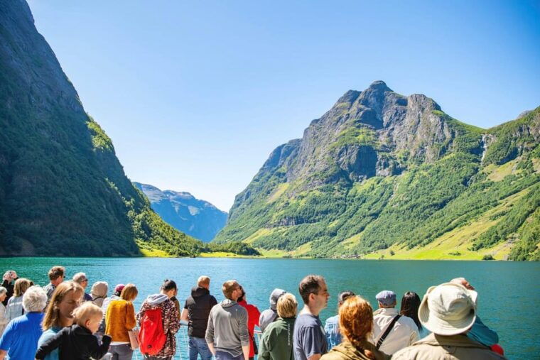 bergen-flam-railway-stegastein-view-point-and-fjord-cruise
