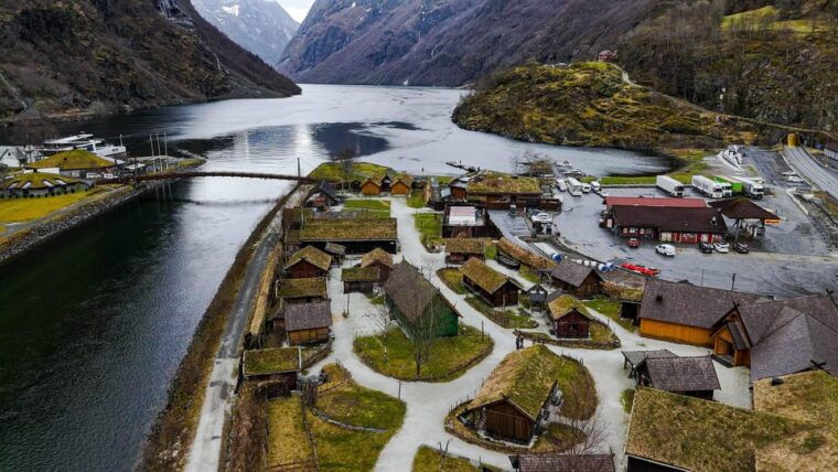 bergen-viking-village-naeroyfjorden-cruise-and-flam-railway