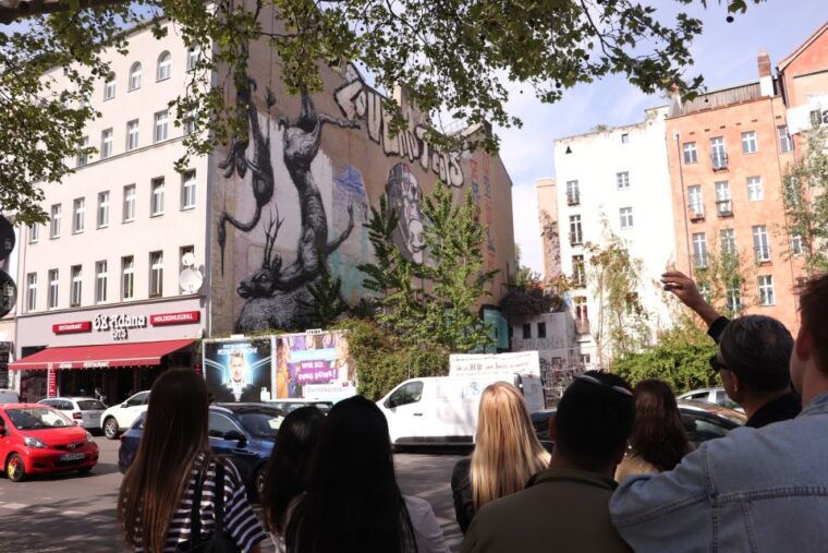 berlin-alternative-walking-tour-mitte-kreuzberg