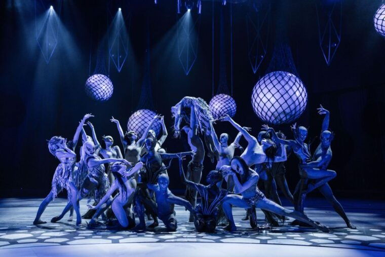 berlin-falling-in-love-grand-show-friedrichstadt-palast