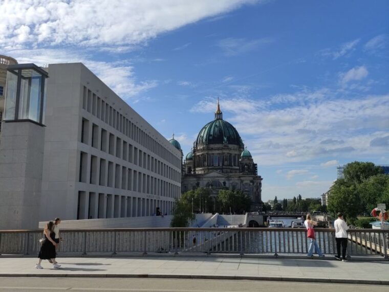 berlin-museum-island-guided-walking-tour-2