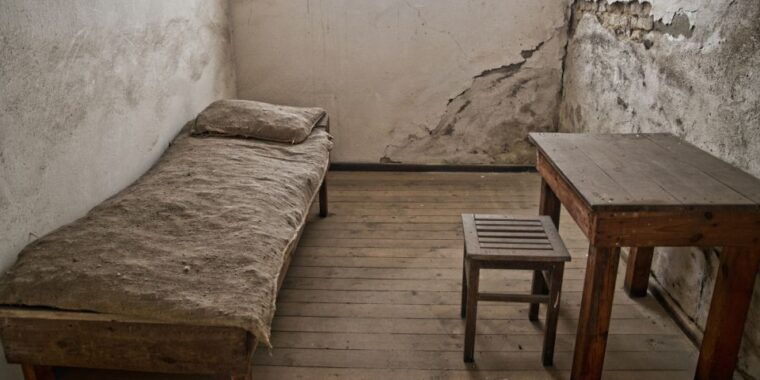 berlin-sachsenhausen-concentration-camp-and-potsdam-tour