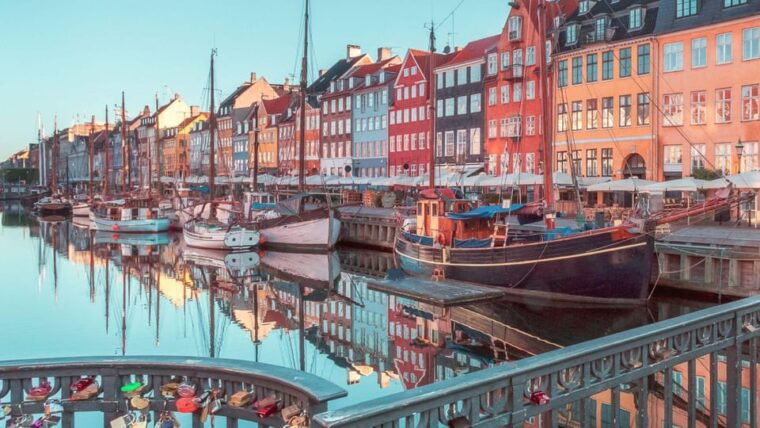 best-of-copenhagen-private-walking-tour-with-a-local