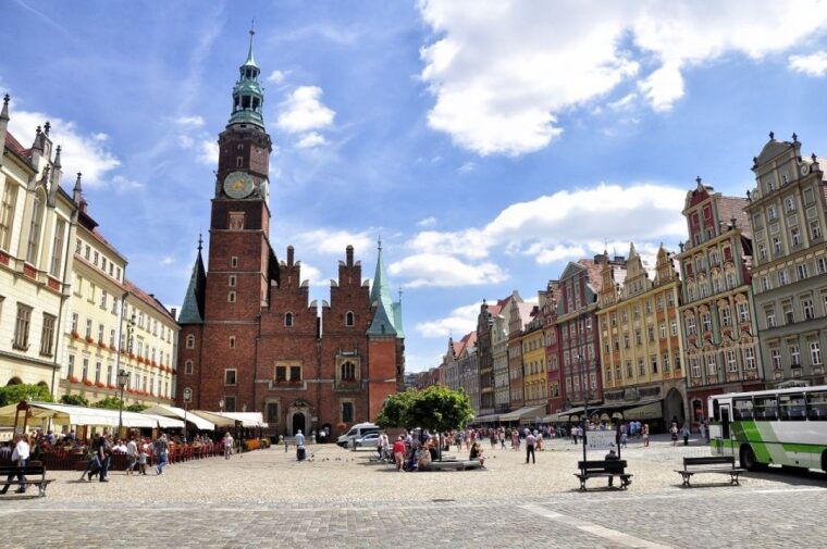 bike-tour-of-wroclaw-old-town-top-attractions-and-nature