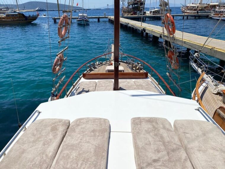 bodrum-peninsula-private-boat-tour-with-lunch