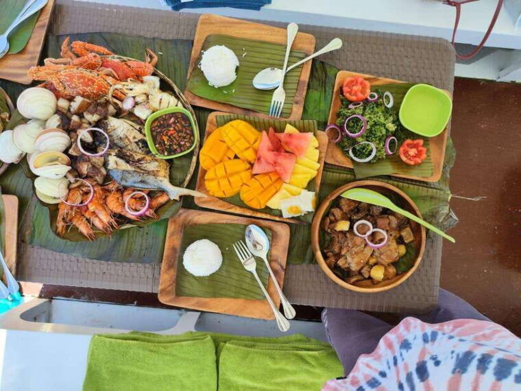 bohol-balicasag-is-private-tour-and-dolphin-watching