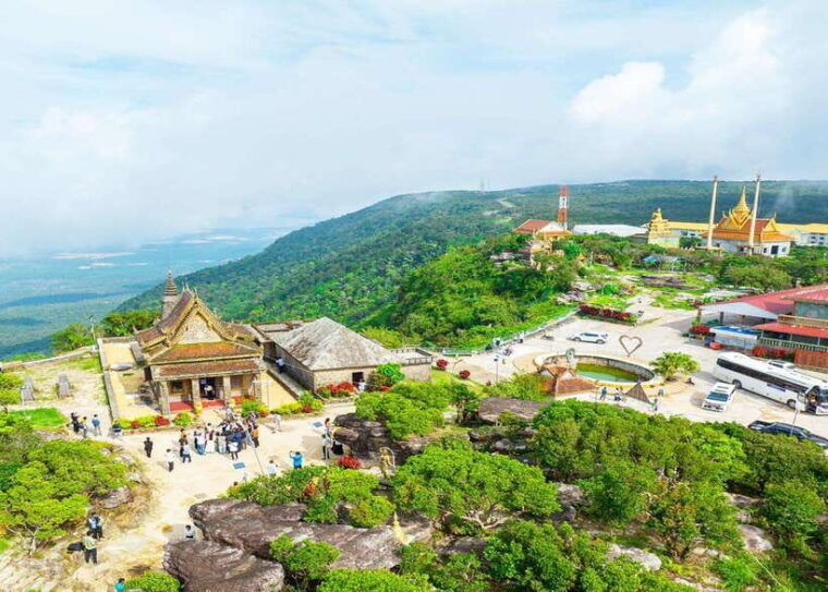 bokor-national-park-daytrip-from-phnom-penh-with-tour-guide