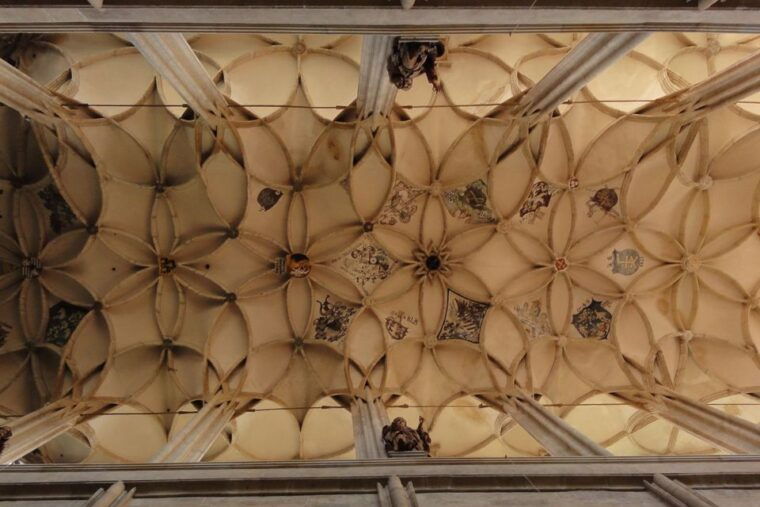 bone-church-and-kutna-hora-private-tour-from-prague